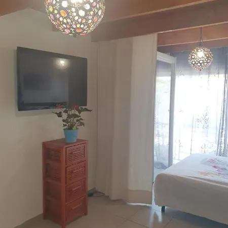 Studio 30 M2 Dans Maison En Residence Entree Privee * Six-Fours-les-Plages